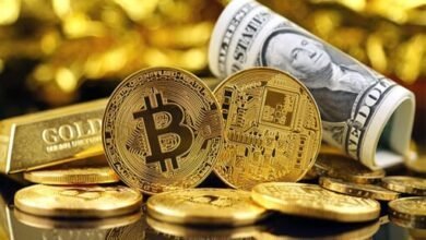 bitcoin vs gold info 390x220 - تکنیک های فوق تخصصی ارزهای دیجیتال (سرمایه تان را چندین برابر کنید)